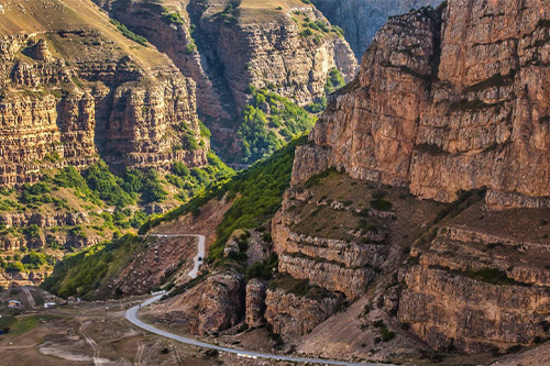 Khinalig-Anzir Waterfall Hiking Tour