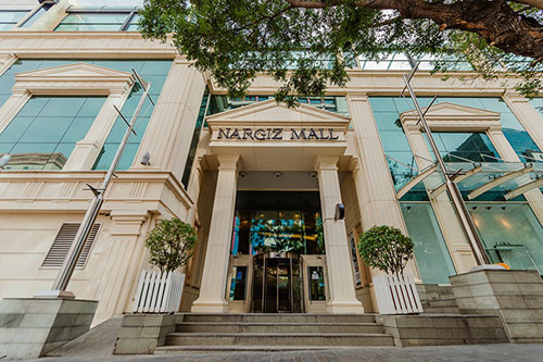 Shopping in Baku: Nargiz Mall