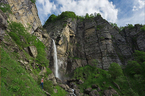 waterfall hiking azerbaijan